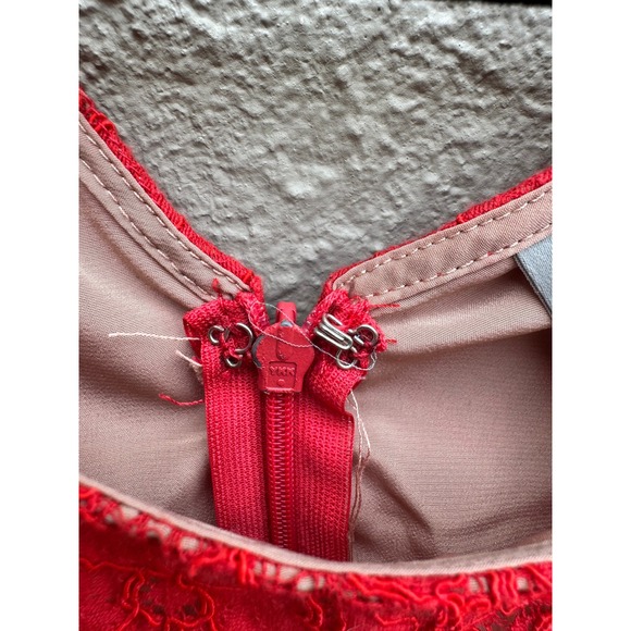 Anthropologie Romantic Glam Whimsy Red Lace Peplum Top Blouse Med - Picture 6 of 8